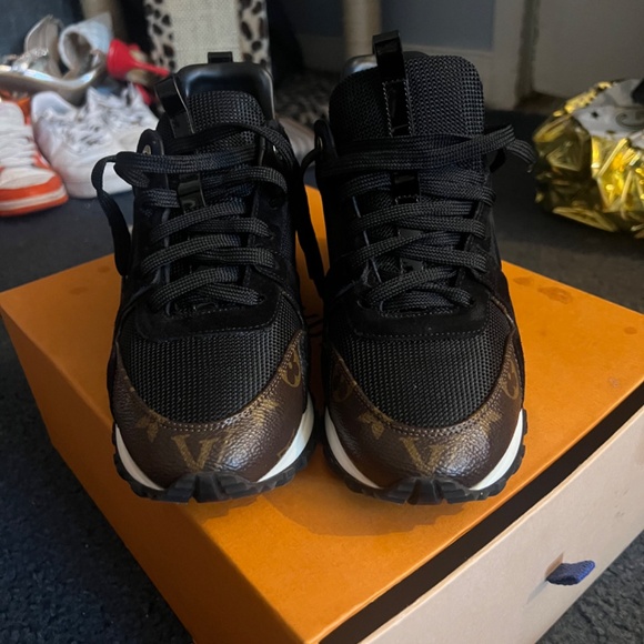 Louis Vuitton Runaway Sneakers/Wedges - Picture 7 of 8